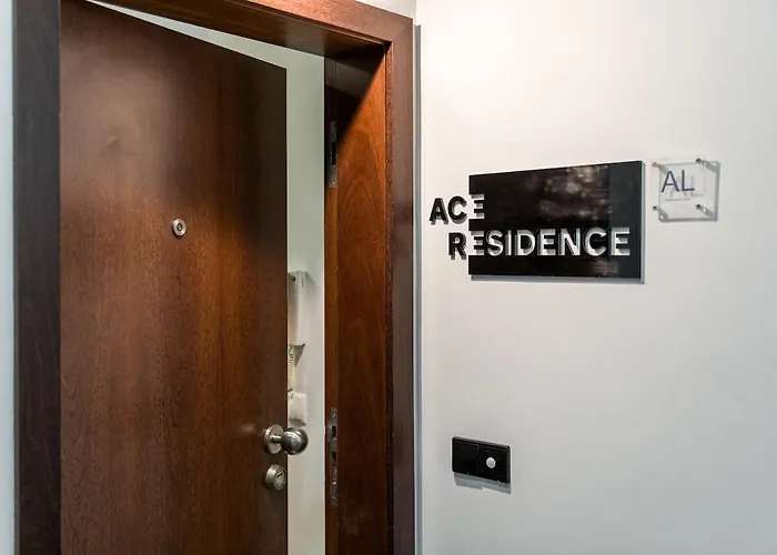 De Luxo Centro Do - Ace *