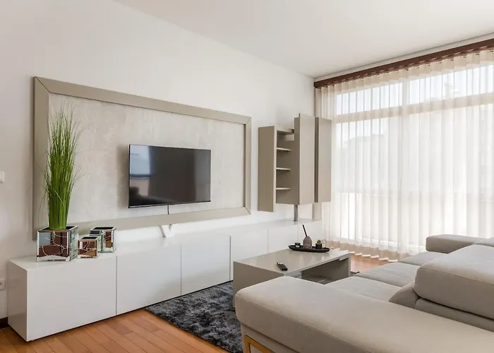 De Luxo Centro Do - Ace *